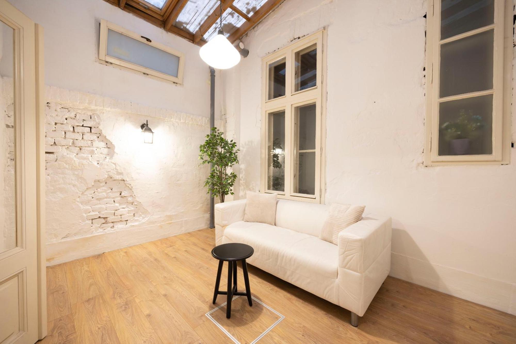 Cozy & Nostalgic Budapest Style Apartment In The Center Kültér fotó